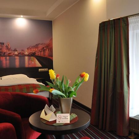 Hotel Atrium Nowy Tomyśl 외부 사진
