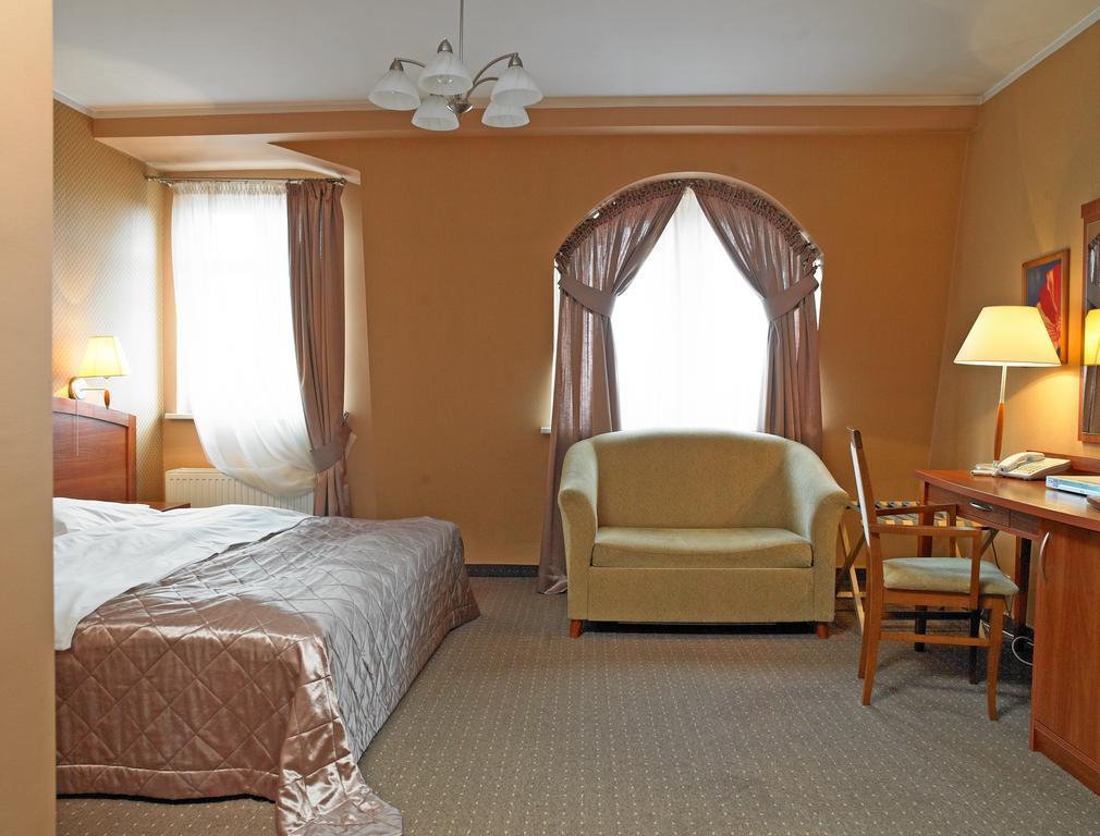 Hotel Atrium Nowy Tomyśl 외부 사진