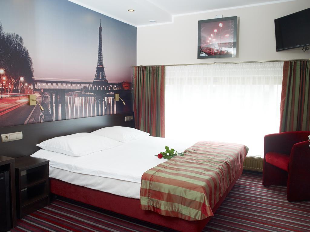 Hotel Atrium Nowy Tomyśl 외부 사진
