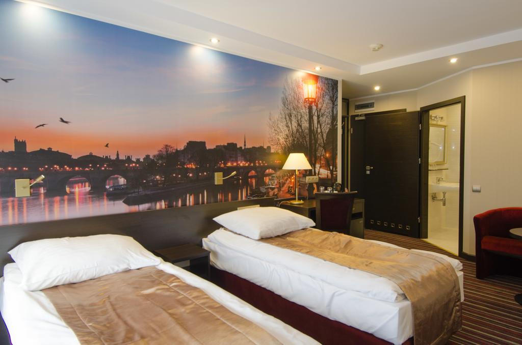 Hotel Atrium Nowy Tomyśl 외부 사진