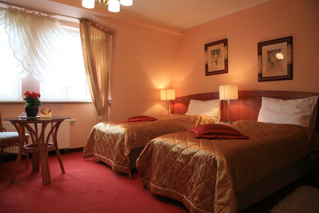 Hotel Atrium Nowy Tomyśl 외부 사진