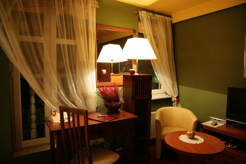 Hotel Atrium Nowy Tomyśl 객실 사진
