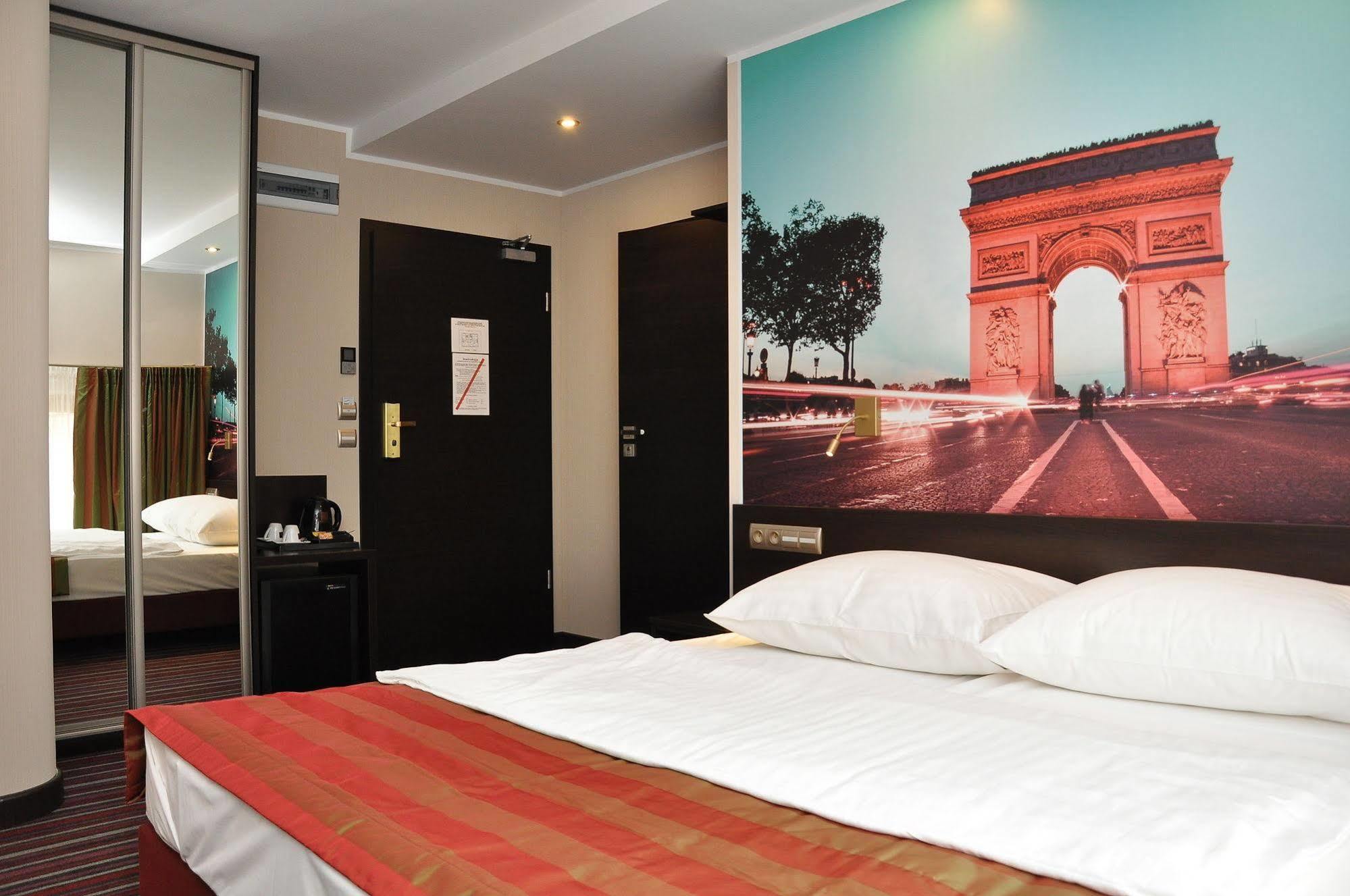 Hotel Atrium Nowy Tomyśl 외부 사진